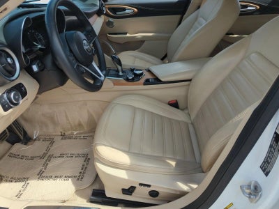 2019 Alfa Romeo Giulia Ti Lusso RWD