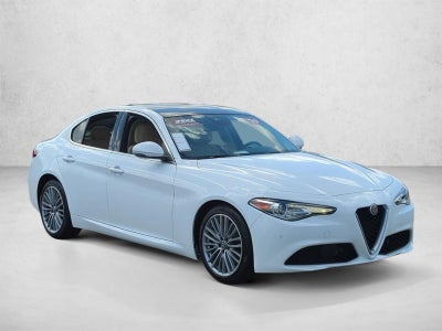2019 Alfa Romeo Giulia Ti Lusso RWD