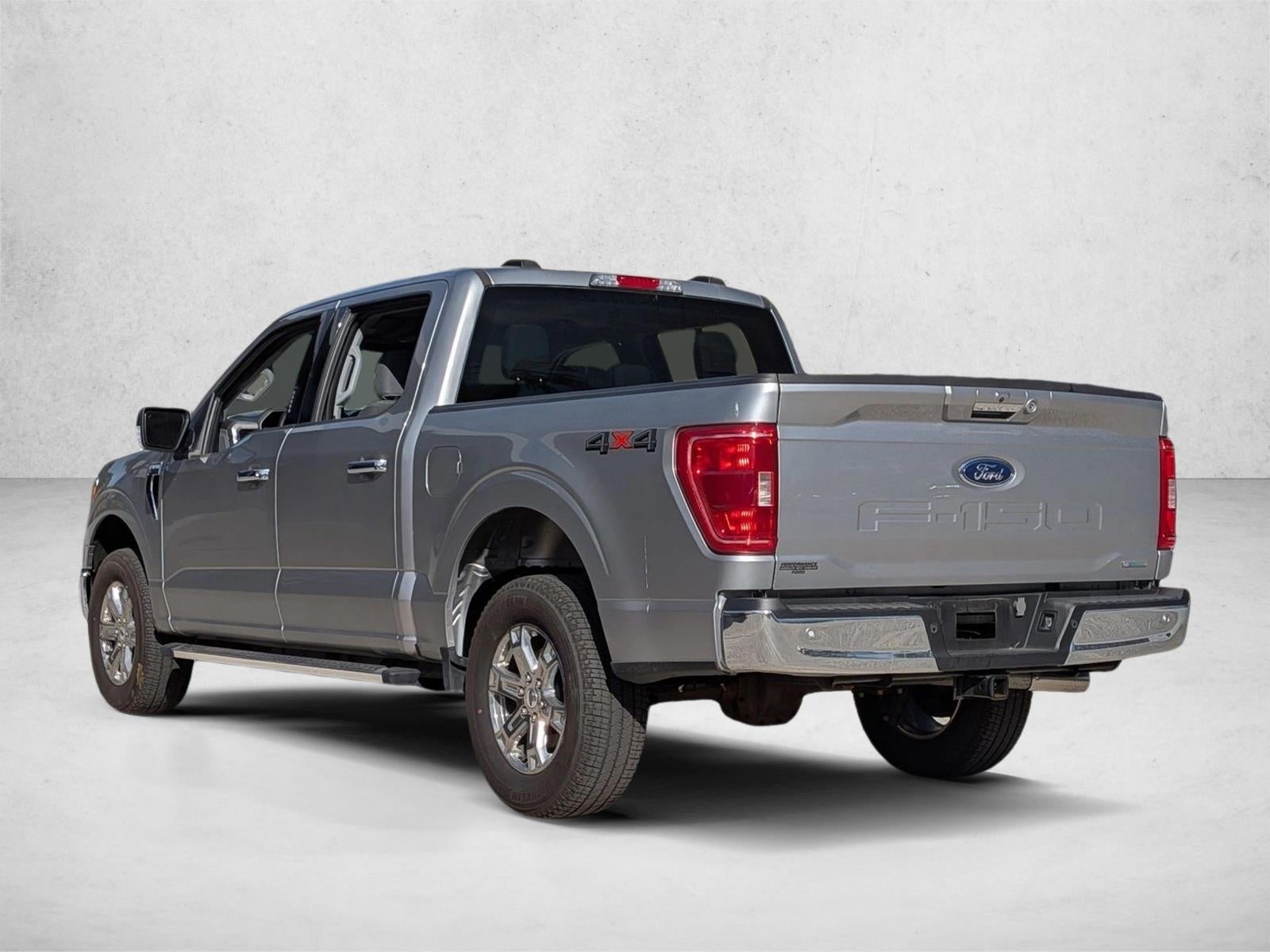 2023 Ford F-150 XLT 4WD SuperCrew 5.5' Box