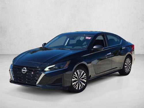 2025 Nissan Altima SV FWD