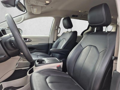 2024 Chrysler Pacifica Touring L FWD