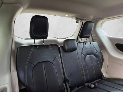 2024 Chrysler Pacifica Touring L FWD