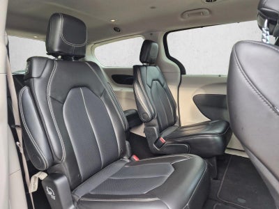 2024 Chrysler Pacifica Touring L FWD