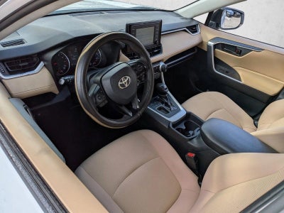 2019 Toyota RAV4 LE FWD (GS)