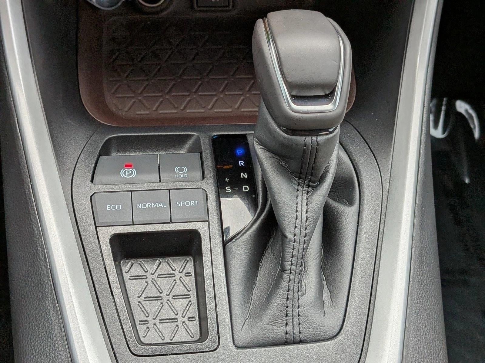 2025 Toyota RAV4 Limited FWD (Natl)