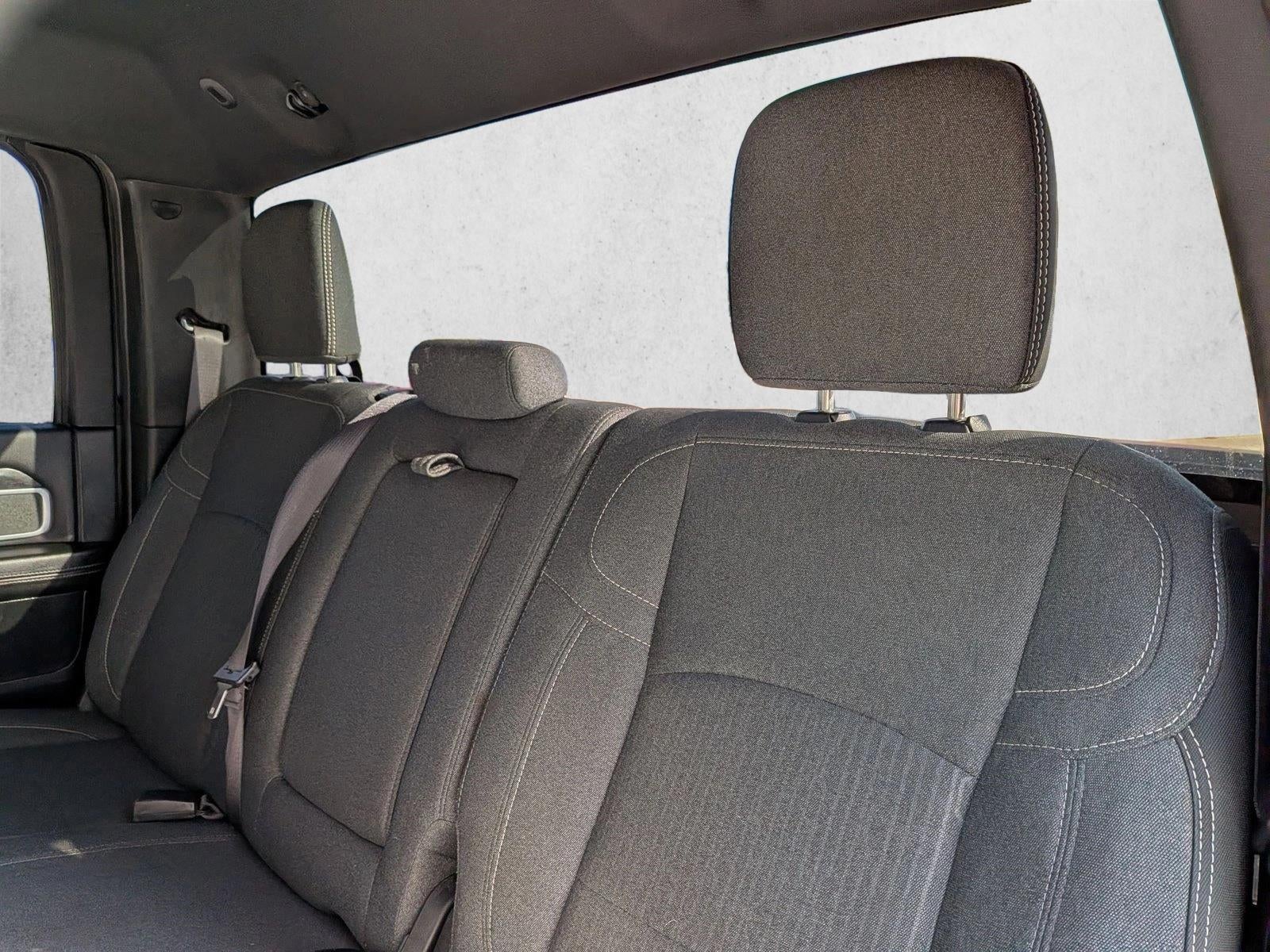 2020 RAM 2500 Big Horn 4x4 Crew Cab 6'4" Box