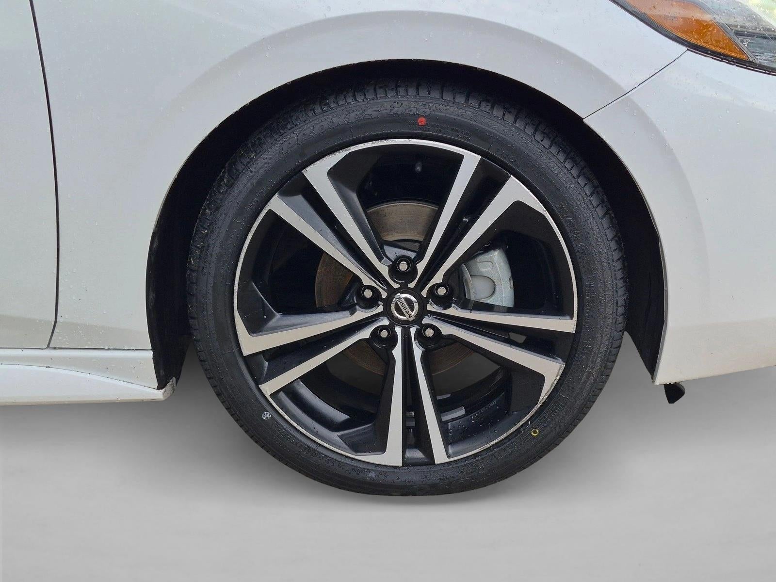 2023 Nissan Sentra SR CVT