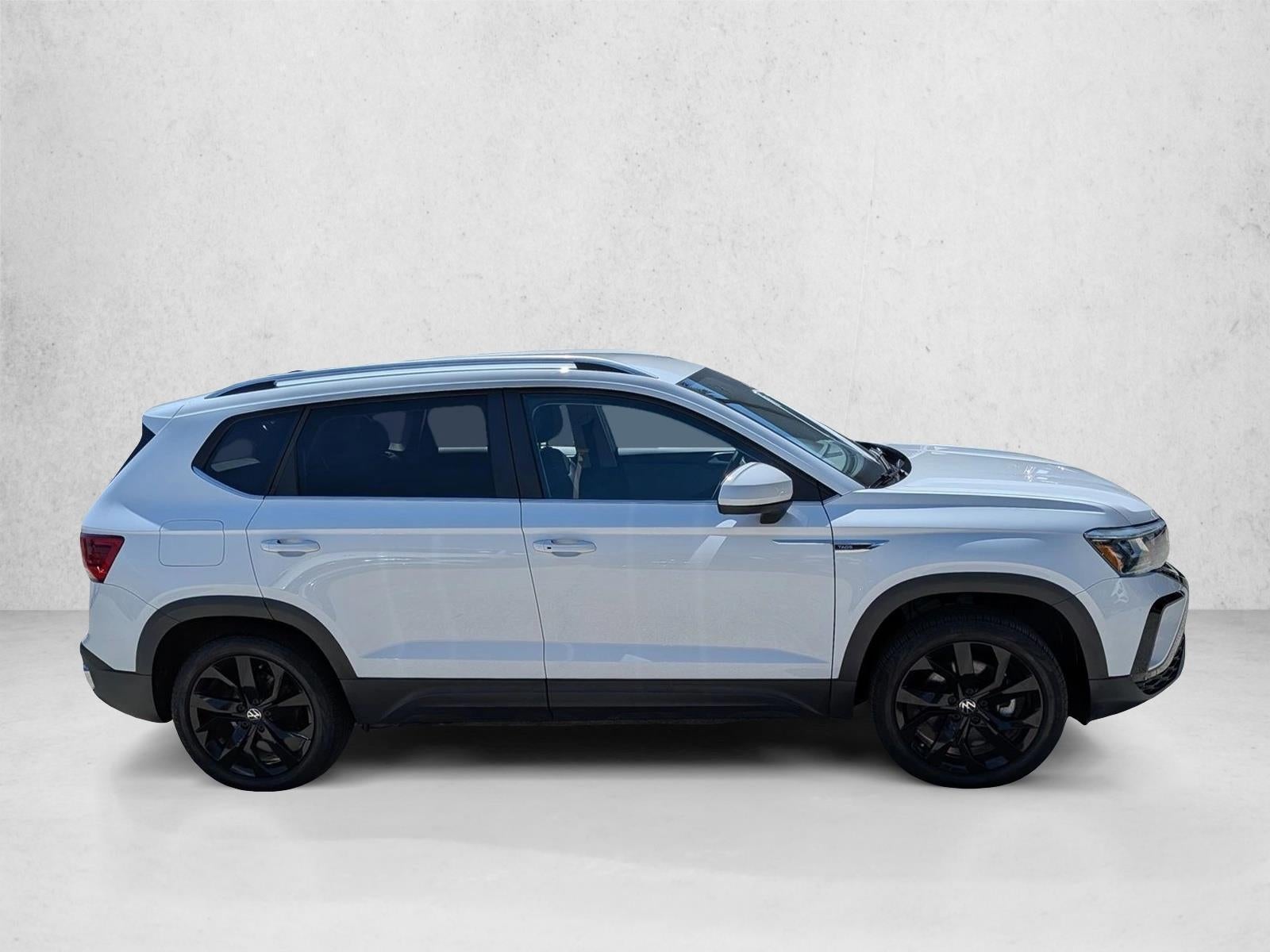 2023 Volkswagen Taos SE FWD