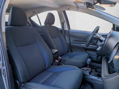 2018 Toyota Prius c Two (GS)