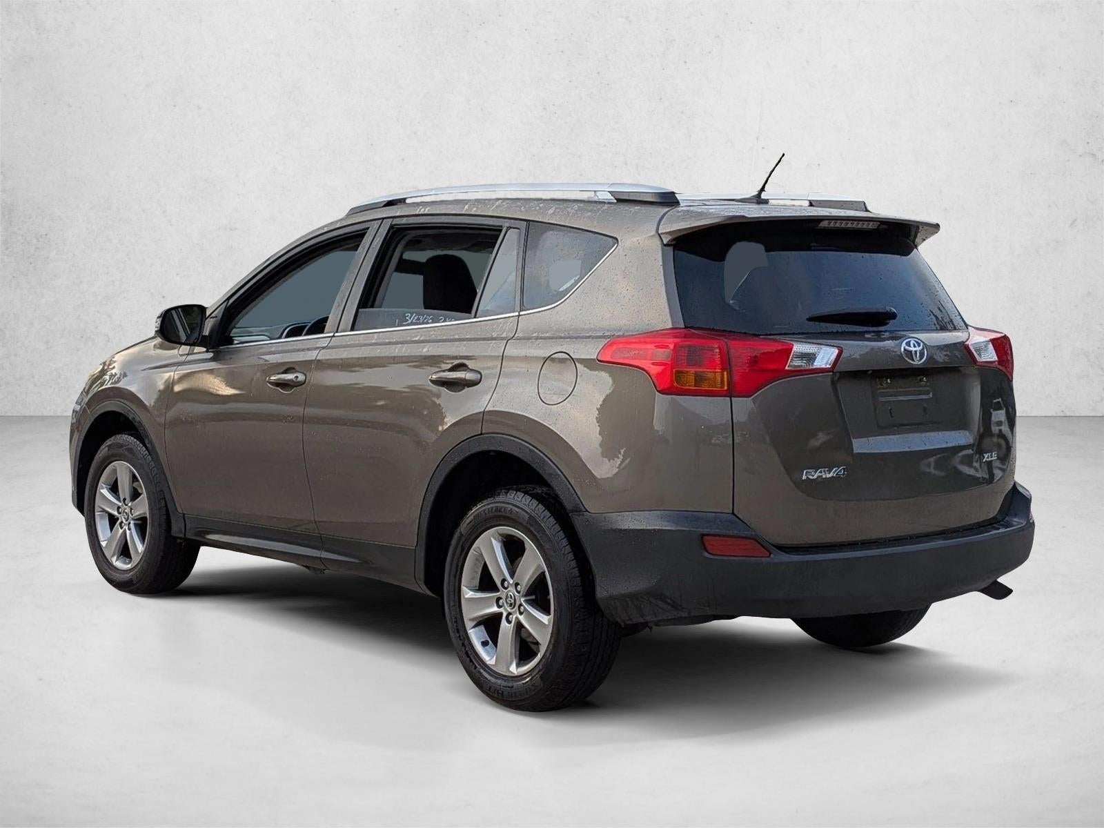 2015 Toyota RAV4 FWD 4dr XLE (GS)