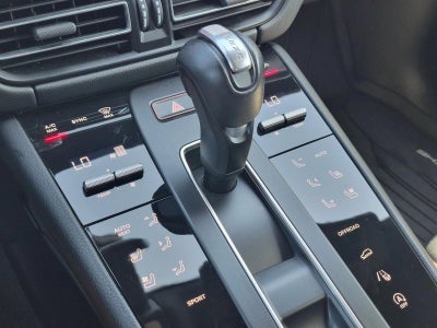 2024 Porsche Macan AWD