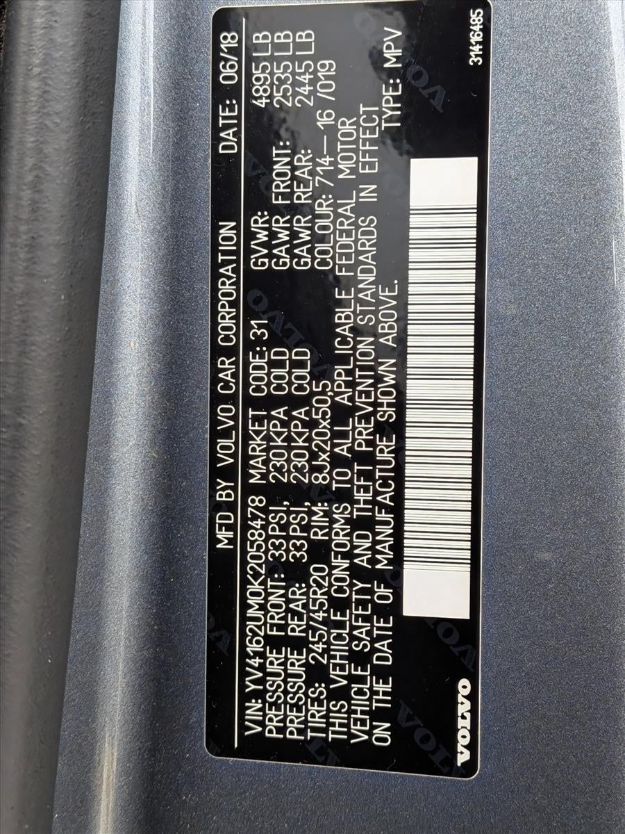 2019 Volvo XC40 T5 AWD R-Design