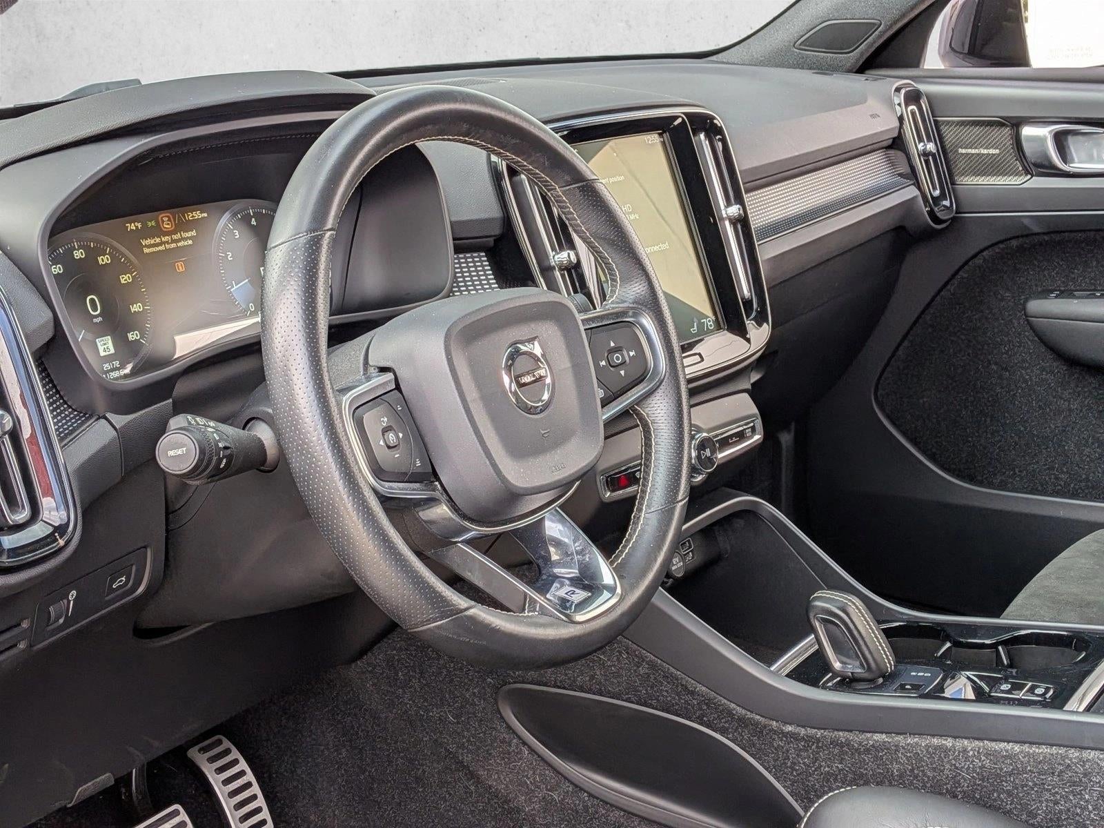 2019 Volvo XC40 T5 AWD R-Design