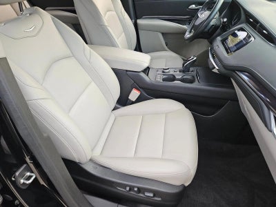 2022 Cadillac XT4 FWD 4dr Luxury