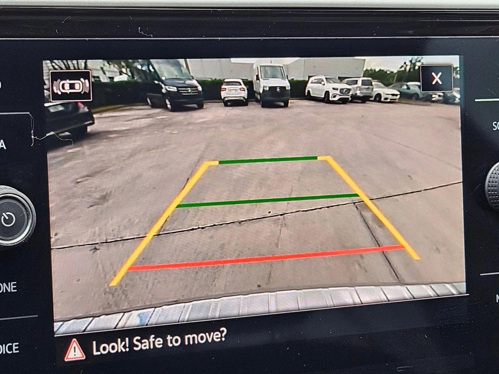 2022 Volkswagen Atlas 2.0T SE w/Technology FWD