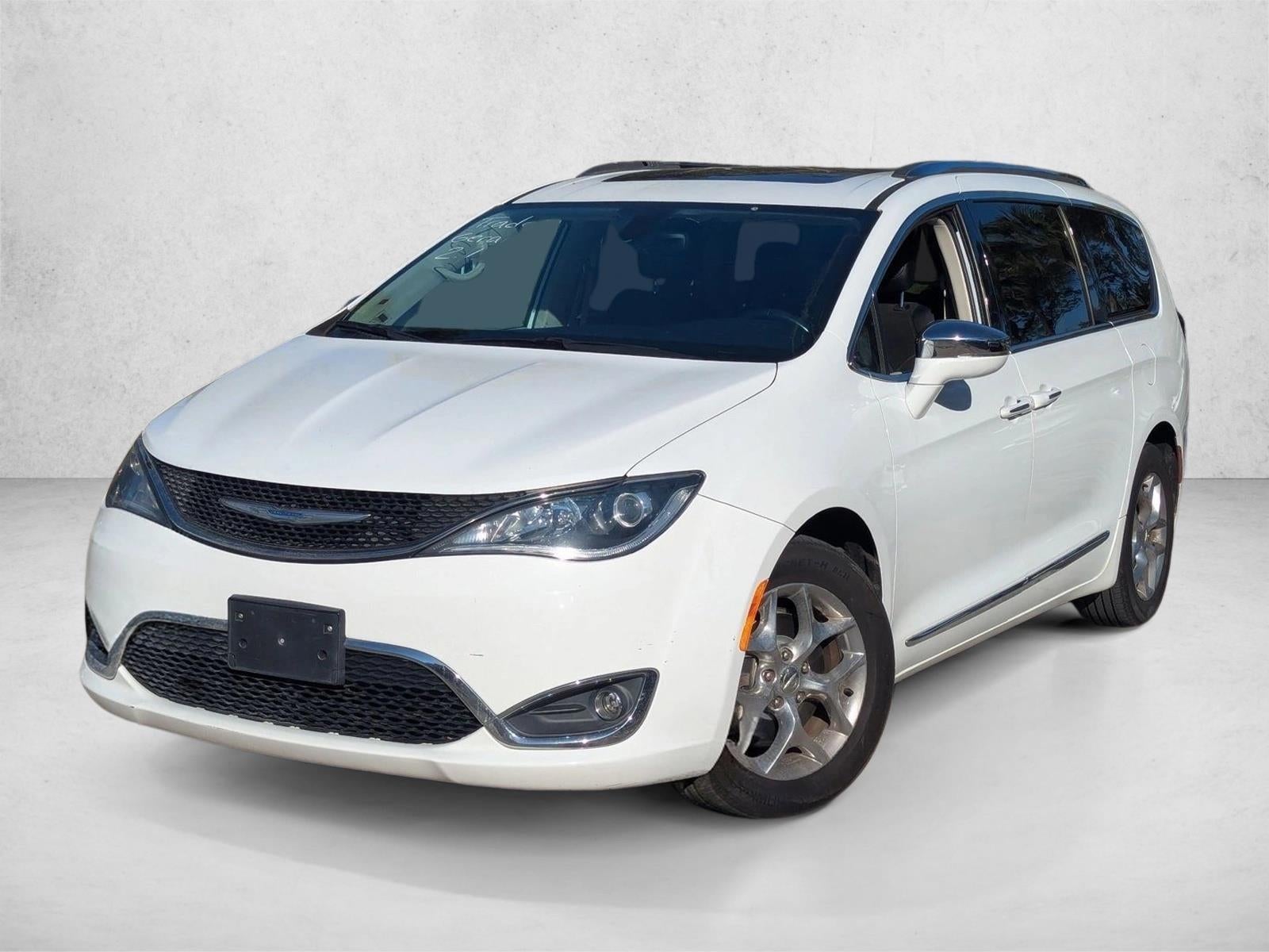 2018 Chrysler Pacifica Limited FWD