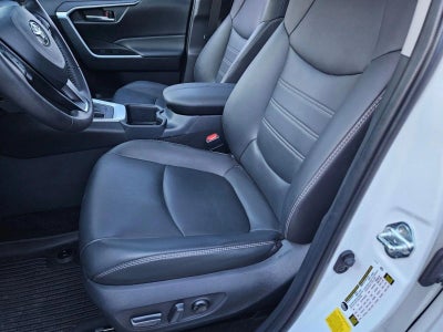 2025 Toyota RAV4 XLE Premium FWD (Natl)