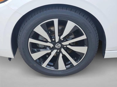 2023 Nissan Sentra SV CVT