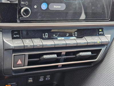 2026 Toyota Camry SE (SE)