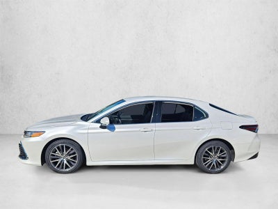 2024 Toyota Camry XLE Auto (SE)