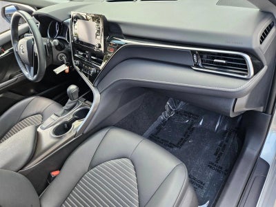 2023 Toyota Camry SE Auto (SE)