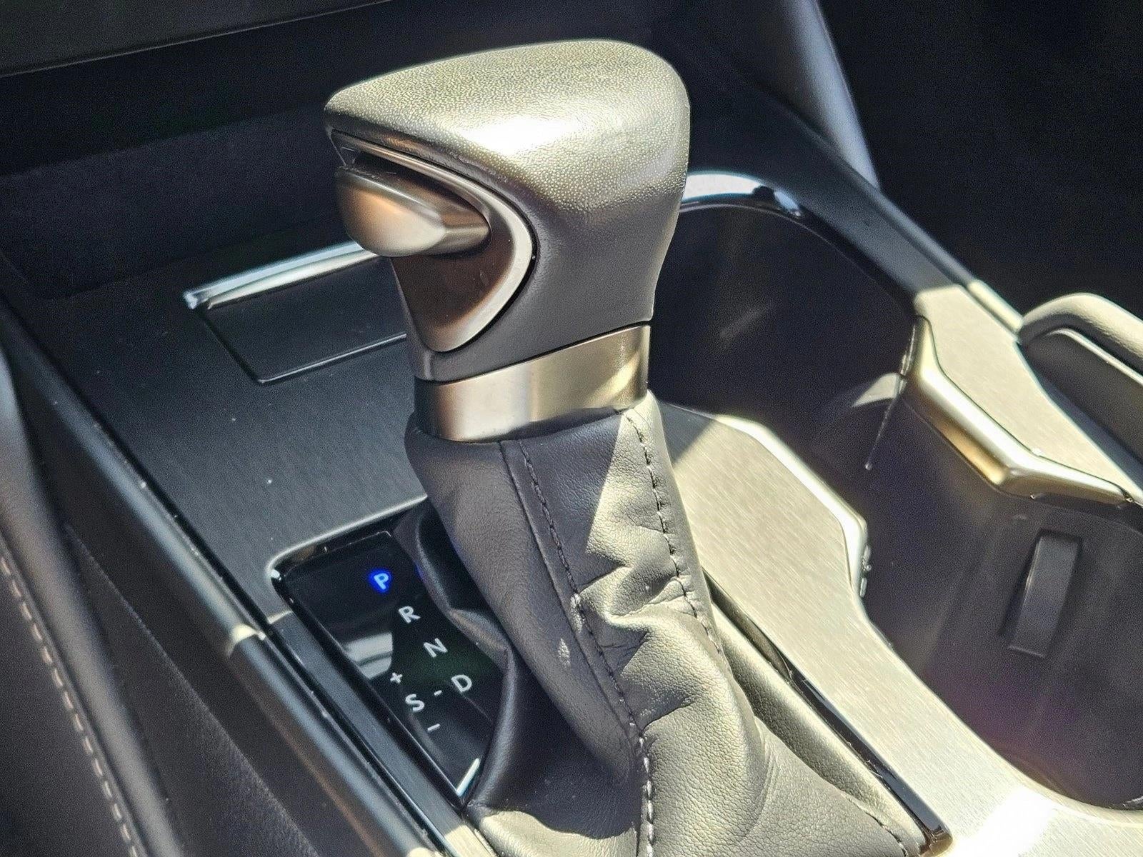 2023 Lexus ES 300h Ultra Luxury FWD