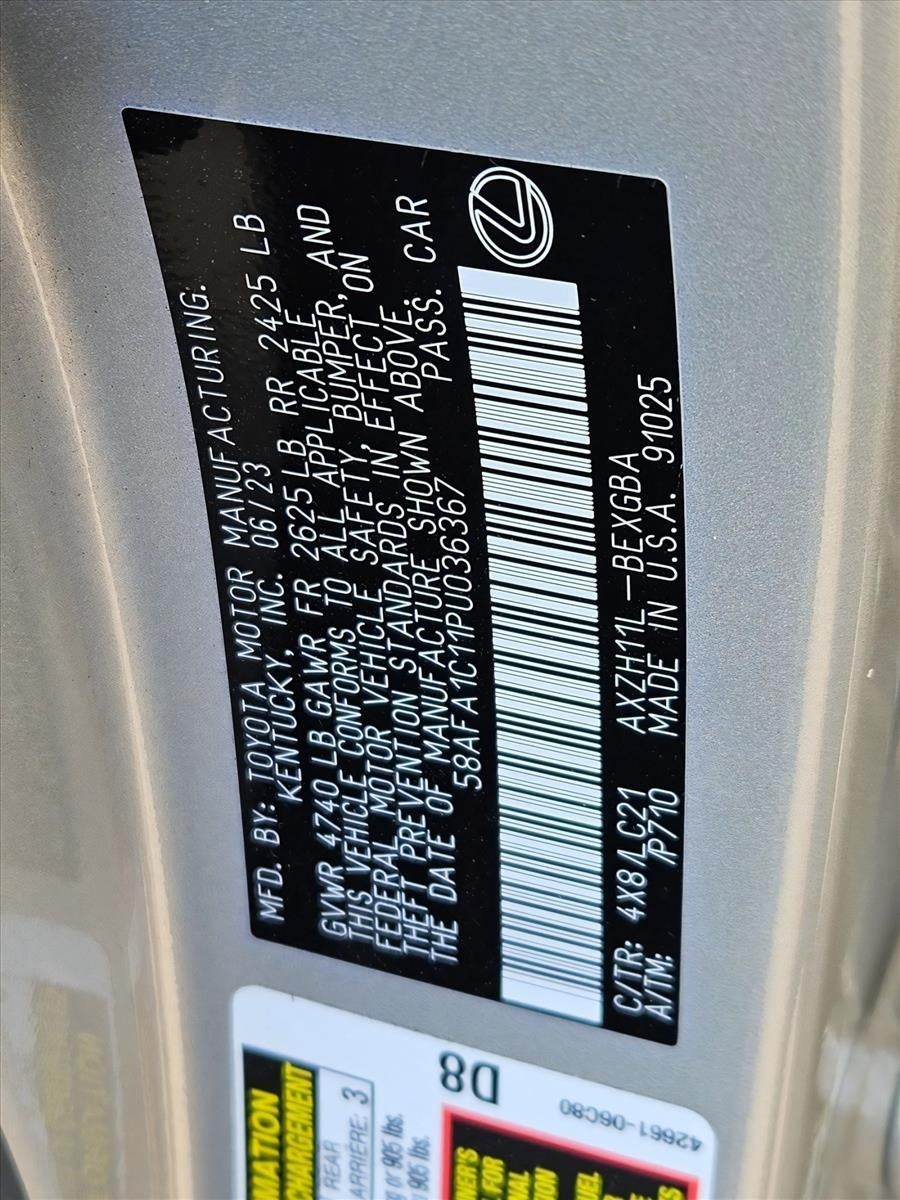 2023 Lexus ES 300h Ultra Luxury FWD