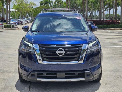 2024 Nissan Pathfinder SL 2WD