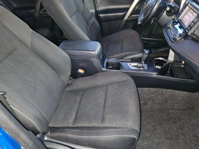 2018 Toyota RAV4 XLE FWD (GS)