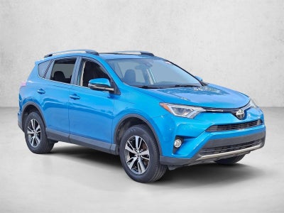 2018 Toyota RAV4 XLE FWD (GS)