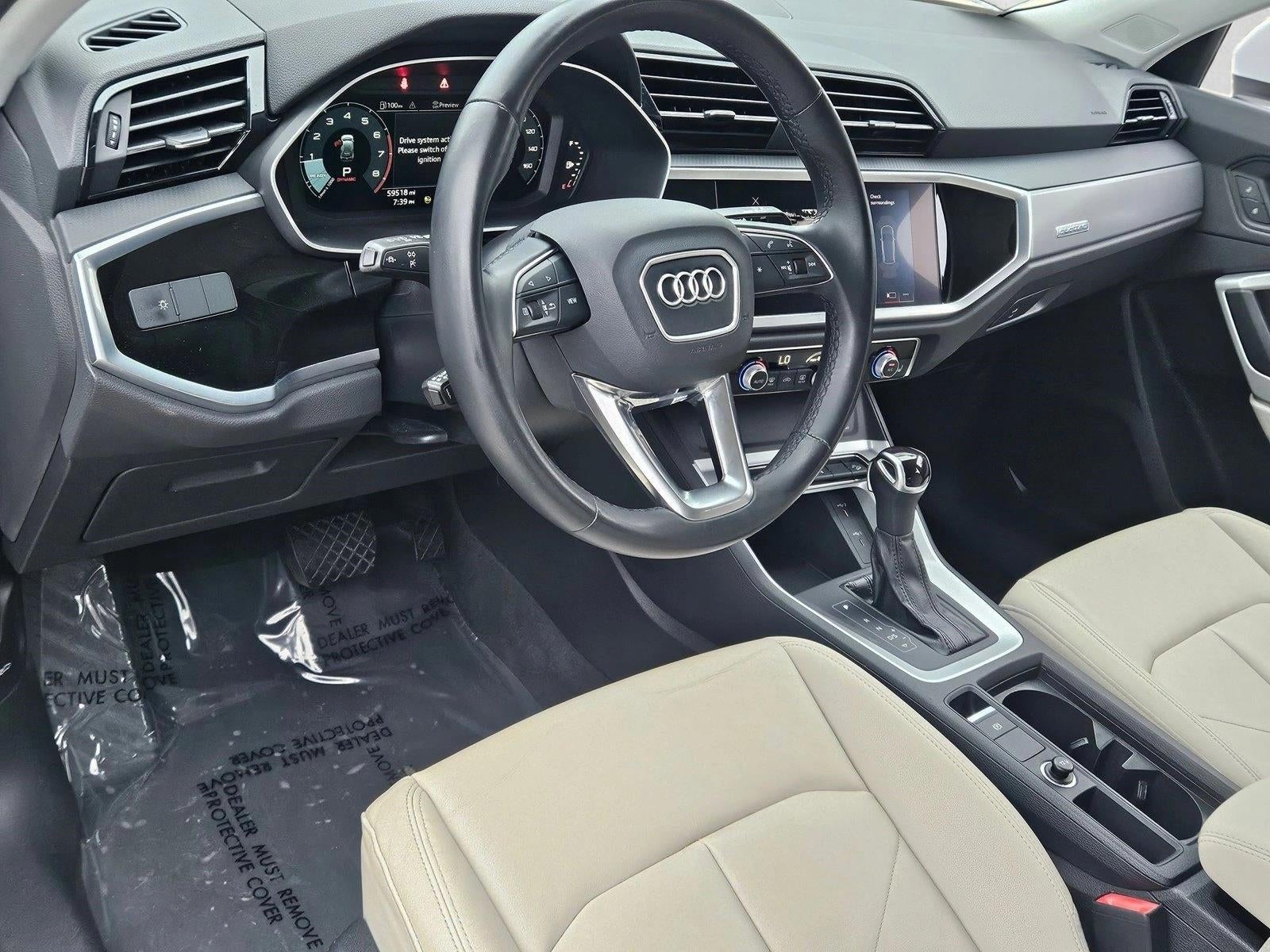 2022 Audi Q3 Premium 40 TFSI quattro