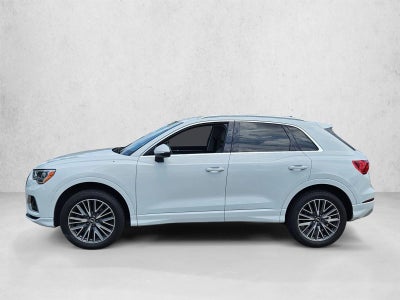 2022 Audi Q3 Premium 40 TFSI quattro