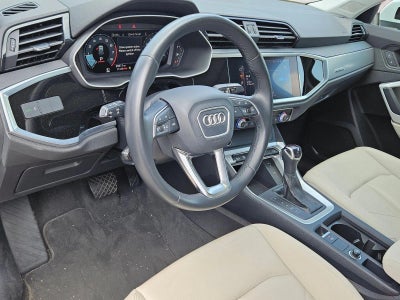 2022 Audi Q3 Premium 40 TFSI quattro