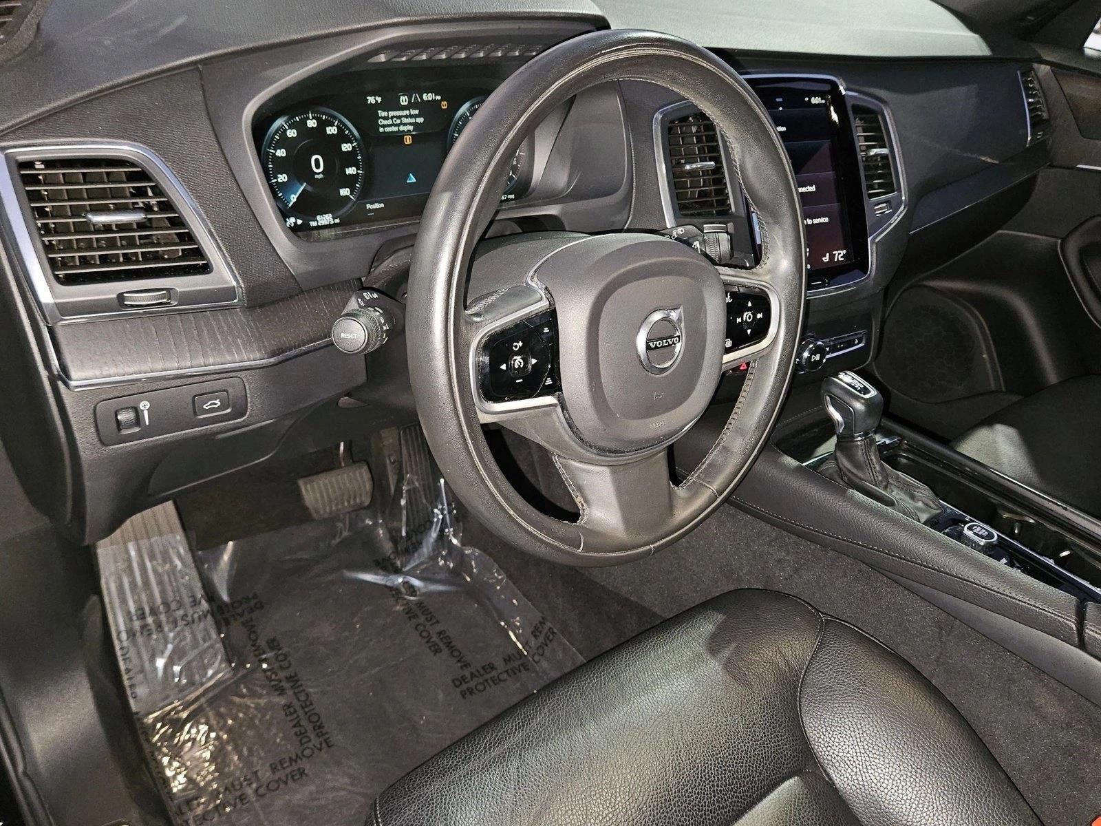 2020 Volvo XC90 T6 AWD Momentum 6 Passenger