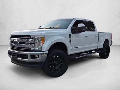2017 Ford Super Duty F-250 SRW Lariat 4WD Crew Cab 6.75' Box