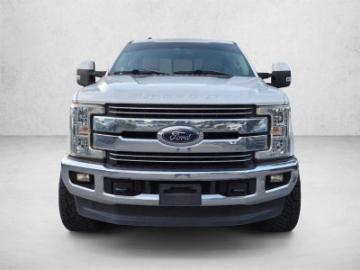2017 Ford Super Duty F-250 SRW Lariat 4WD Crew Cab 6.75' Box
