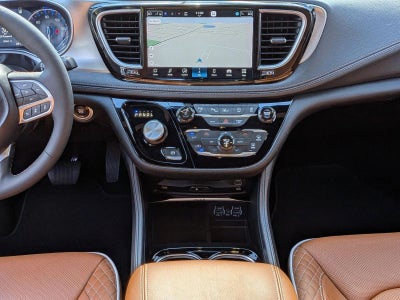 2024 Chrysler Pacifica Pinnacle AWD