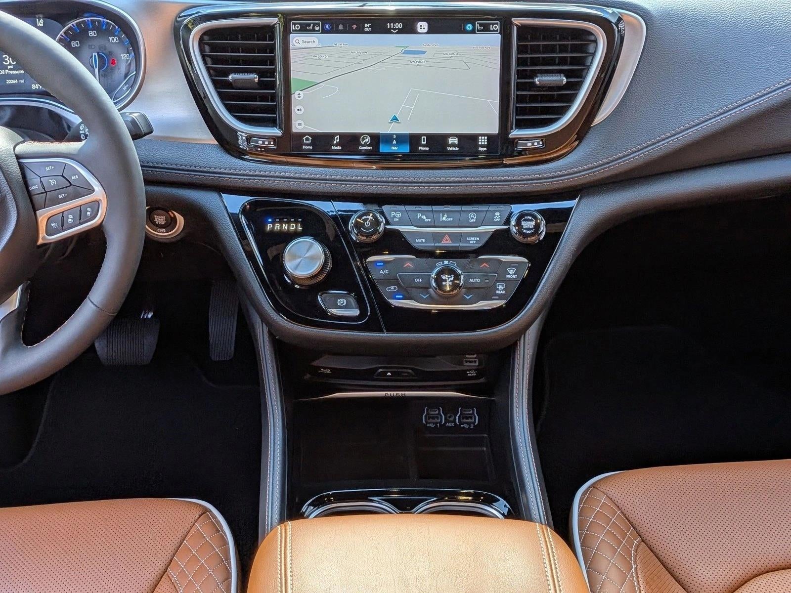 2024 Chrysler Pacifica Pinnacle AWD