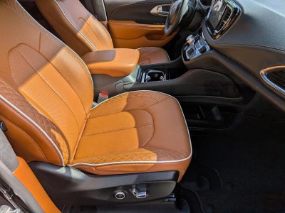 2024 Chrysler Pacifica Pinnacle AWD