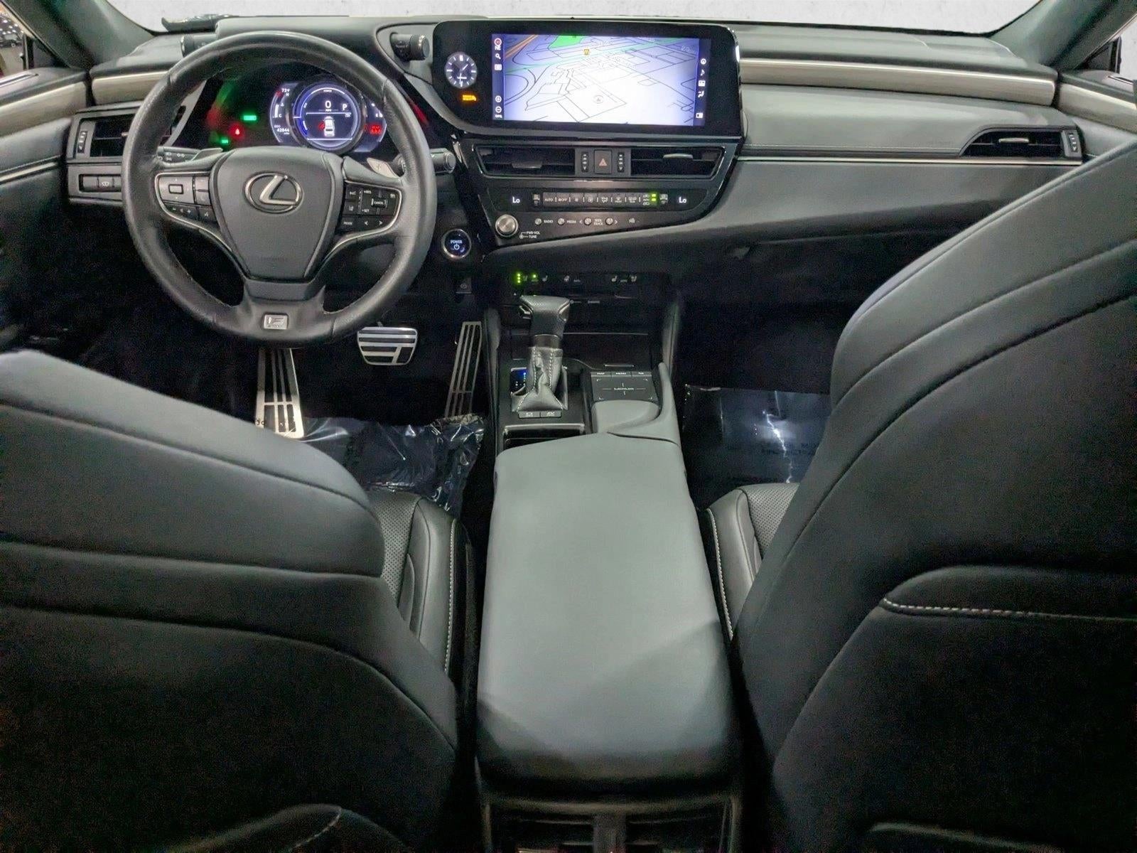 2022 Lexus ES 300h F SPORT FWD