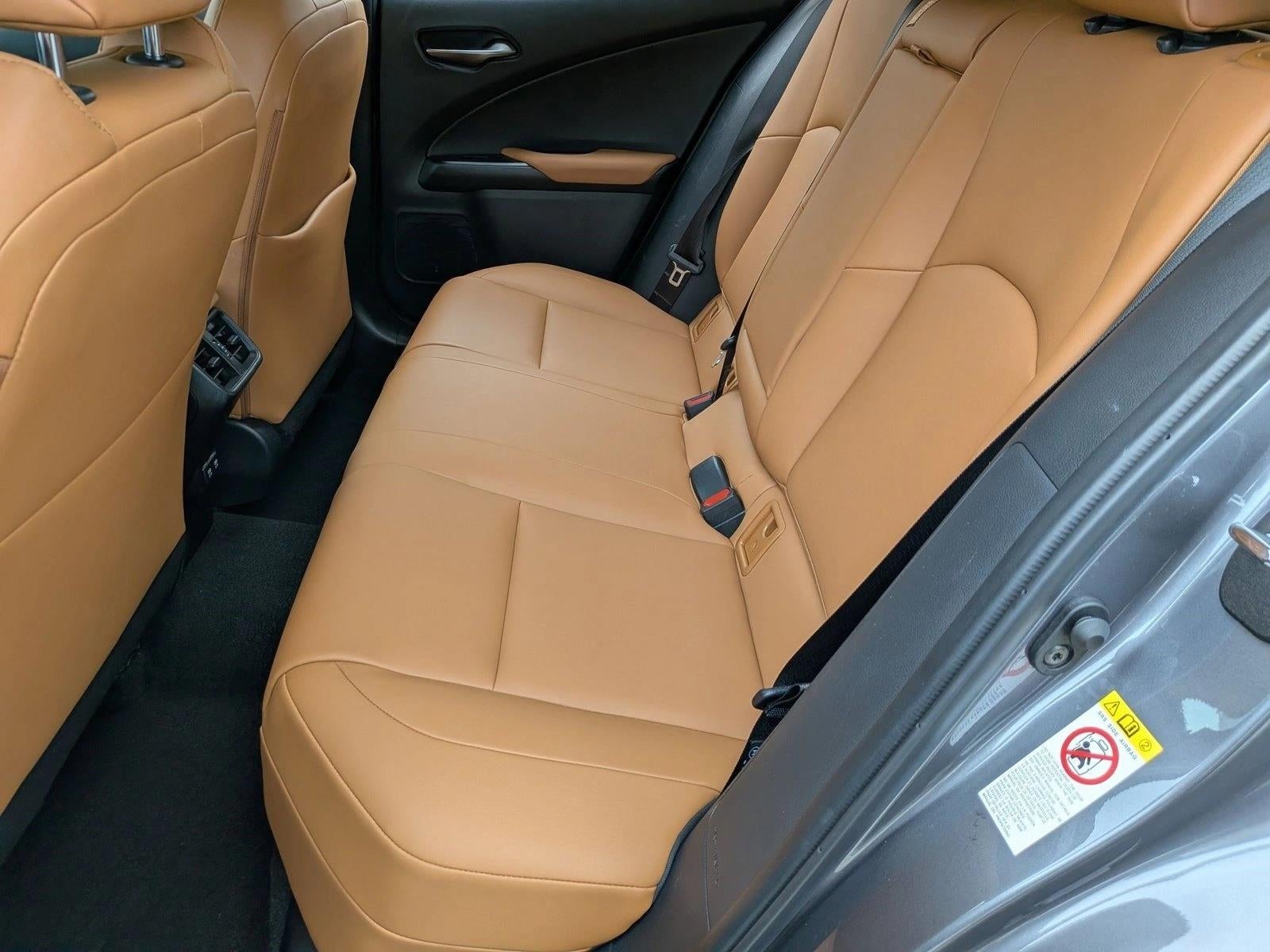 2019 Lexus UX 200 FWD