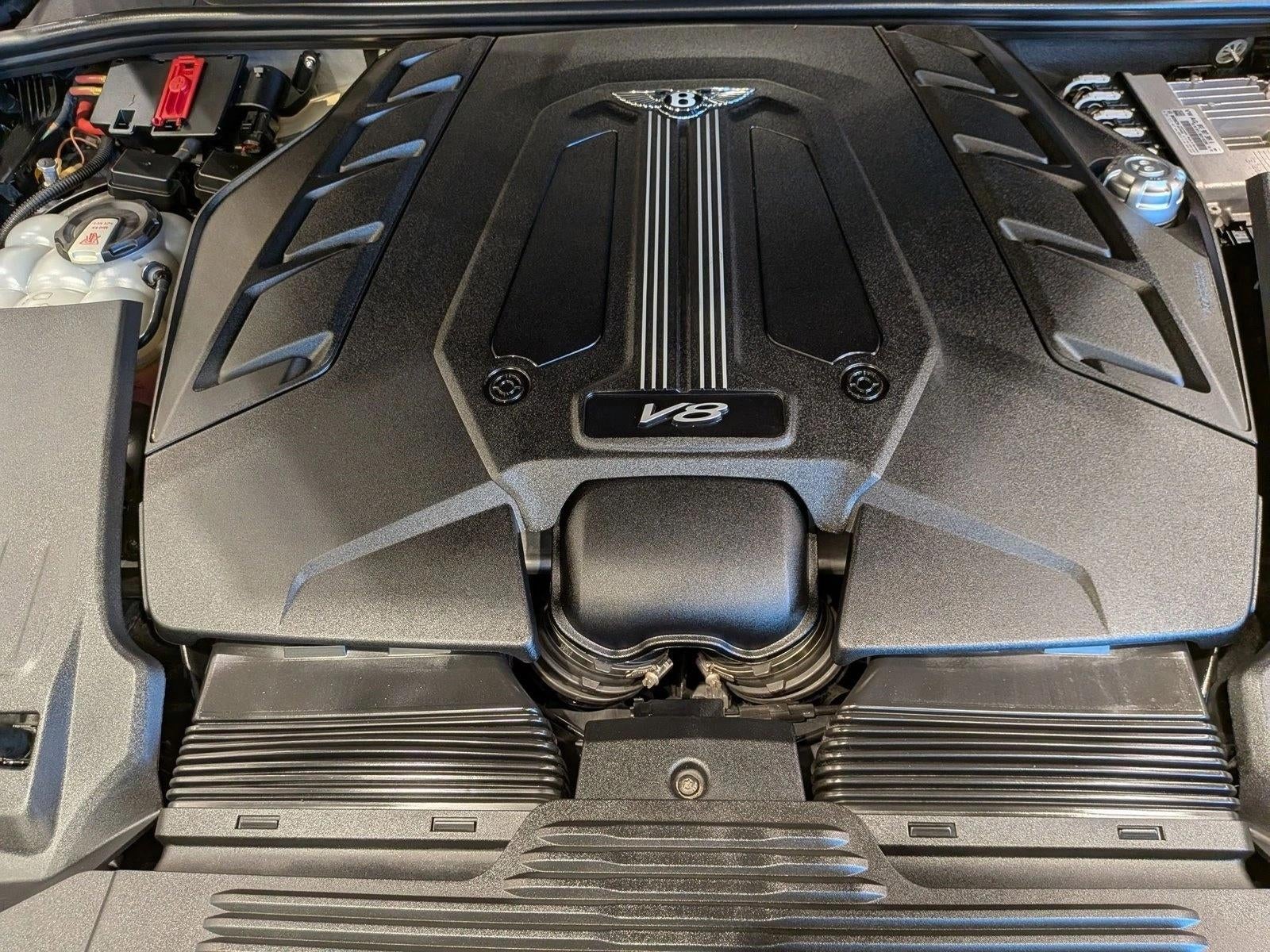 2022 Bentley Bentayga V8 AWD