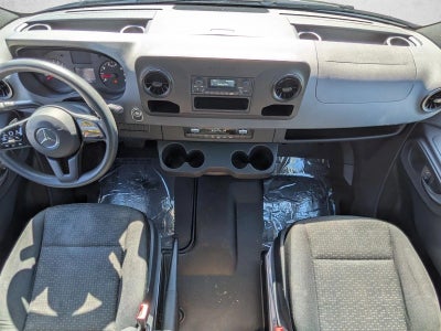 2022 Mercedes-Benz Sprinter Cargo Van 2500 Standard Roof I4 Gas 144" RWD