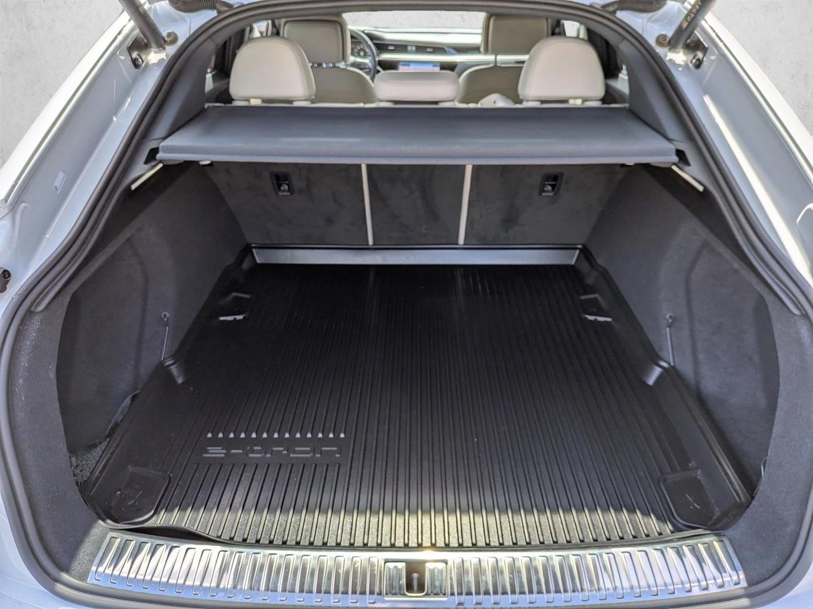 2024 Audi Q8 e-tron Sportback S line Prestige quattro