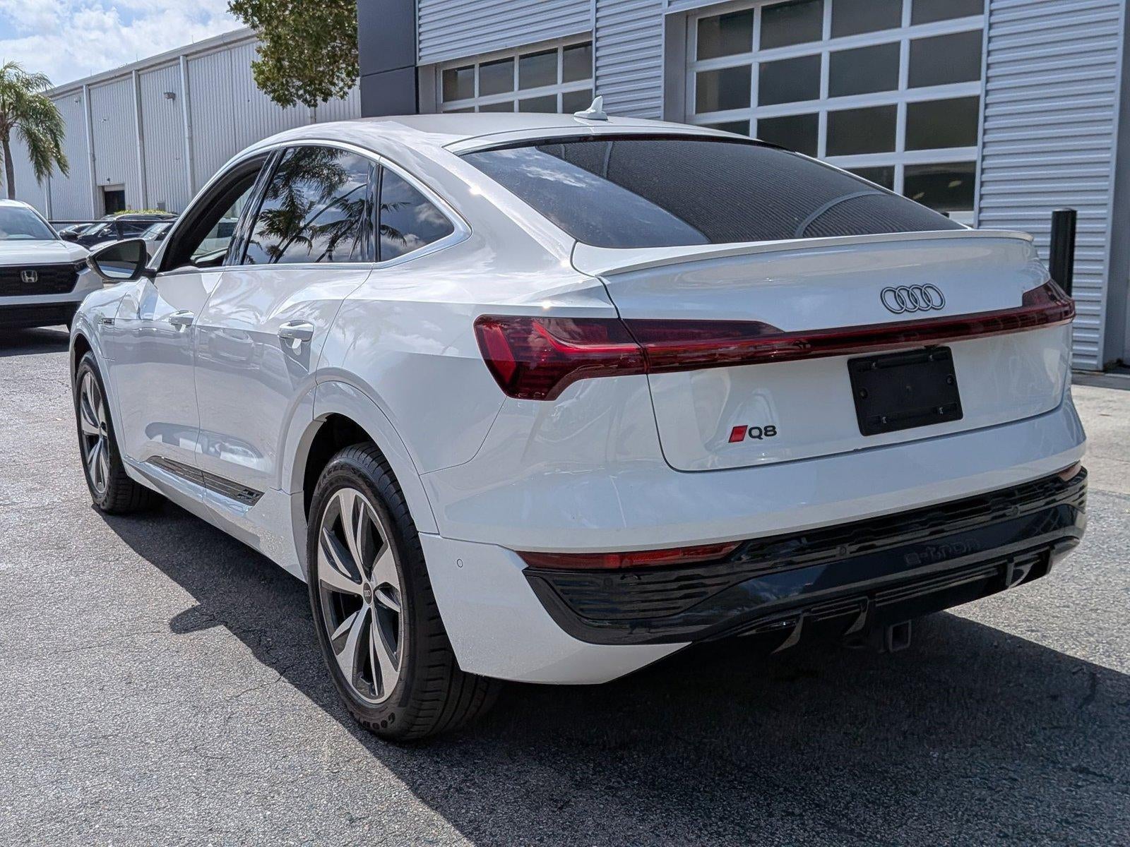 2024 Audi Q8 e-tron Sportback S line Prestige quattro