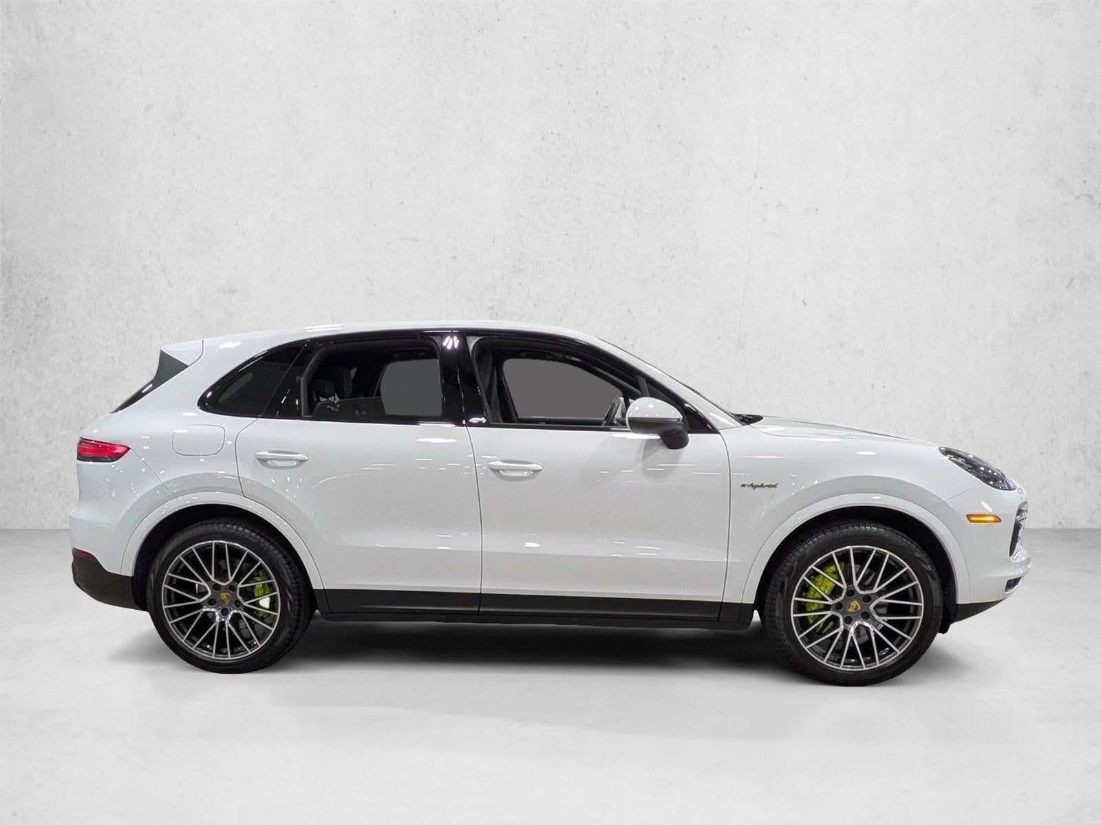 2023 Porsche Cayenne Platinum Edition E-Hybrid AWD