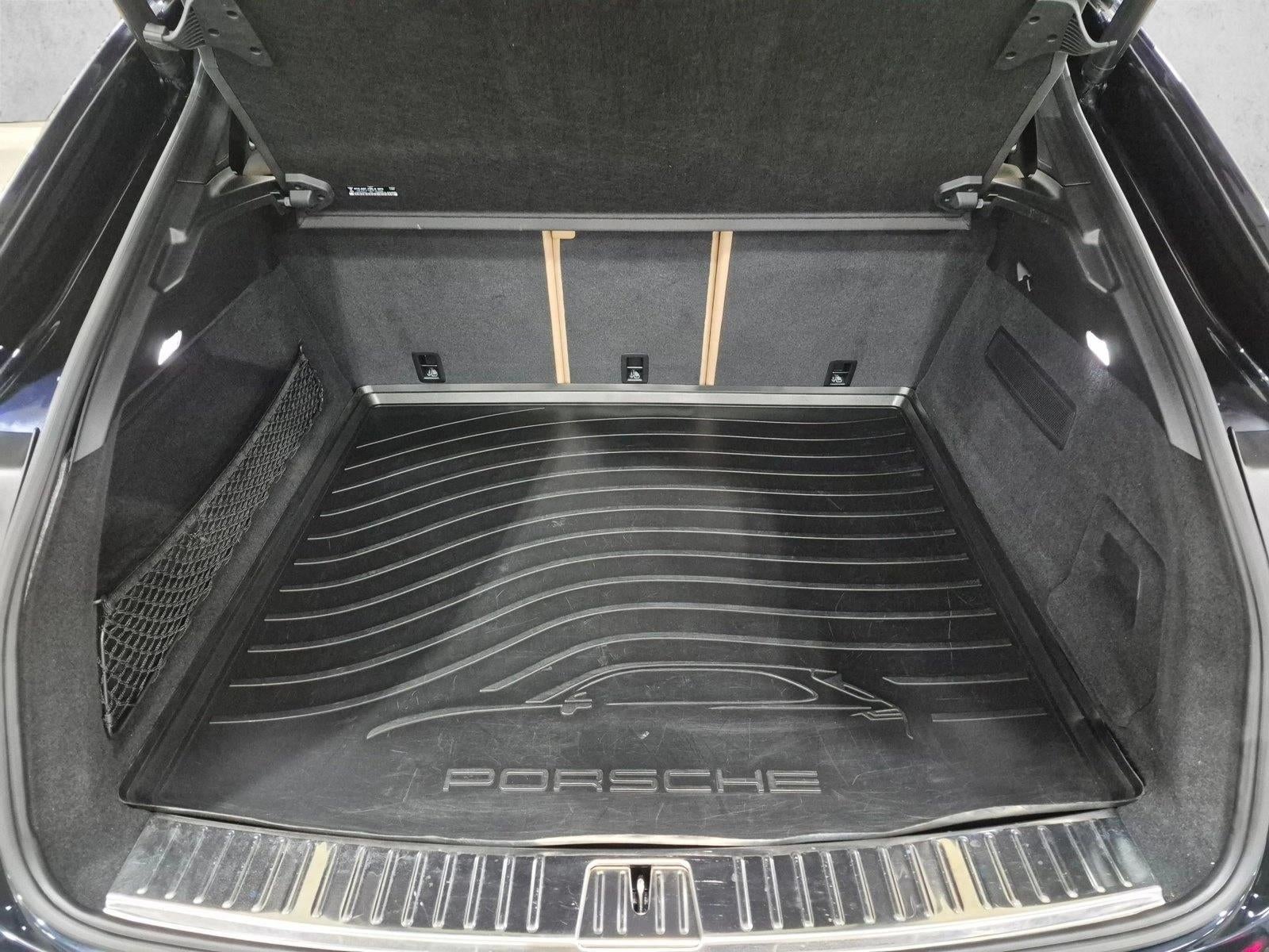 2021 Porsche Cayenne Coupe AWD