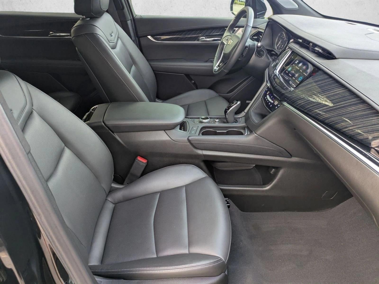 2024 Cadillac XT6 FWD 4dr Premium Luxury