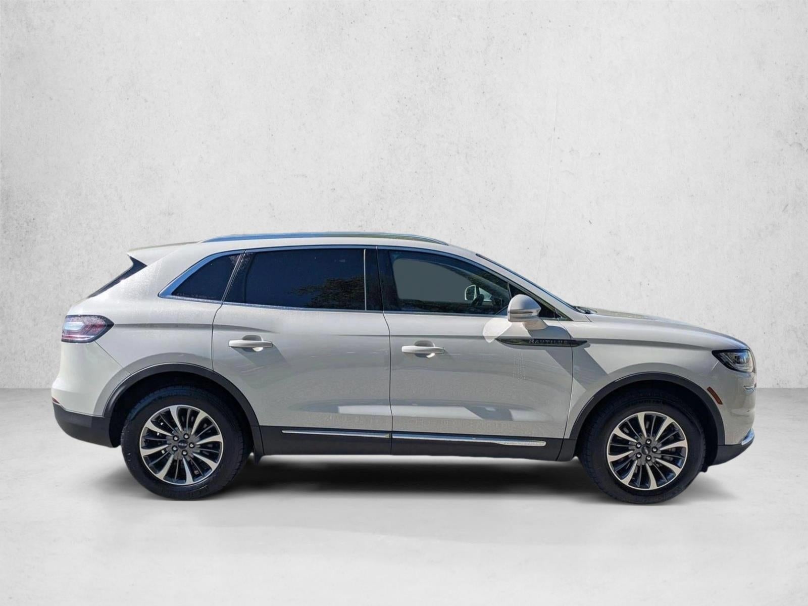 2022 Lincoln Nautilus Standard FWD