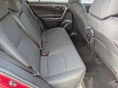 2022 Toyota RAV4 LE FWD (GS)